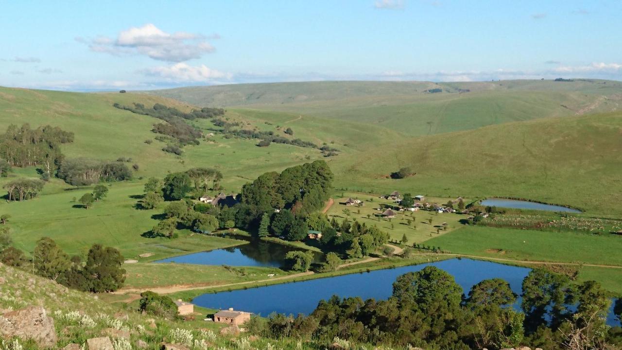 ダルストロアーム Elandskloof Trout Farmゲストハウス エクステリア 写真